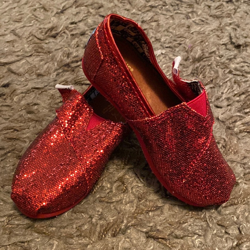 Toms toddler slip-ons